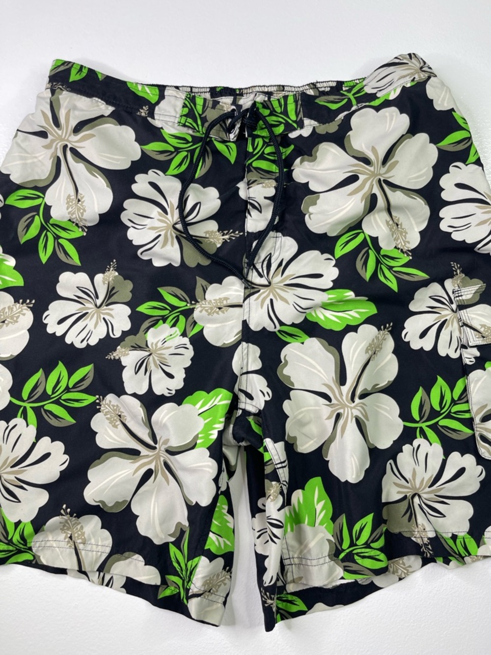 Covington Tropical Hibiscus Floral Mesh-Lined Swim Trunks L (36-38)